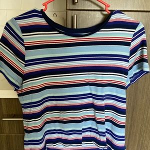 Women’s medium striped crop top